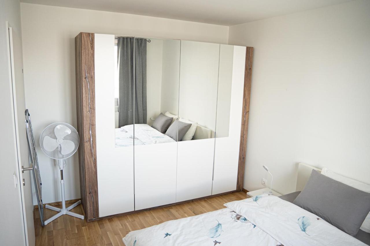 Ferienwohnung Bright & Modern - Balcony - Wien Exterior foto